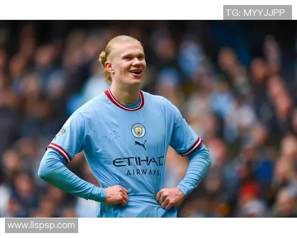 足坛巨星修炼日常揭秘从球星强健双腿看巅峰竞技秘诀